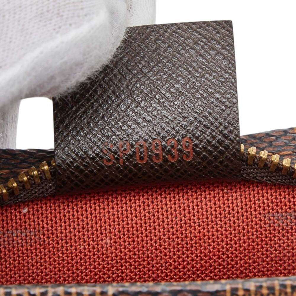 LOUIS VUITTON Brown Damier Leather Pouch - Picture 11 of 11